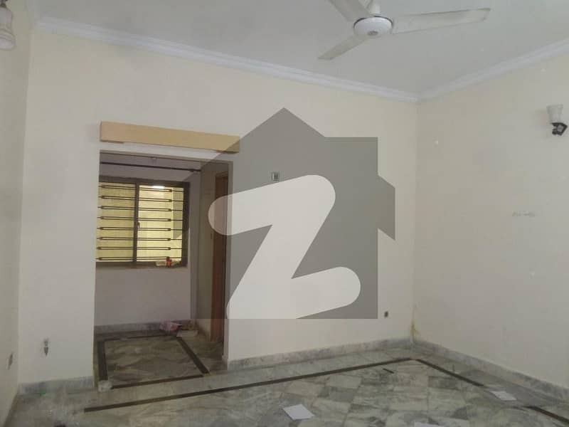 House For Sale In Rs. 32,500,000