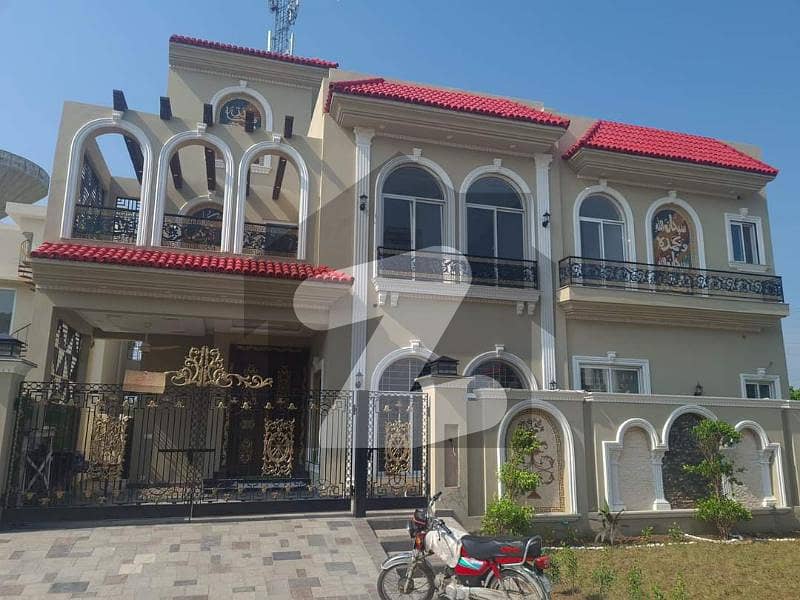 Spanish House For Sale In Formanites Housing Scheme Near Dha Phase 5
