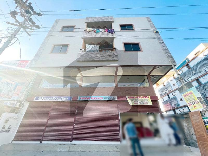 main road facing & corner shop for rent in Gulshan near paradise bakry