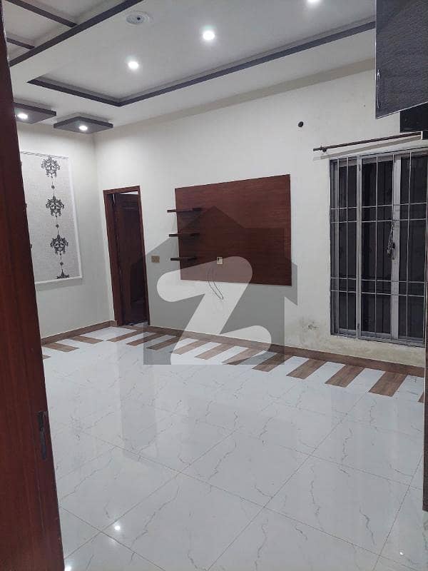 آرکیٹیکٹس انجنیئرز ہاؤسنگ سوسائٹی لاہور میں 4 کمروں کا 6 مرلہ مکان 1.9 کروڑ میں برائے فروخت۔