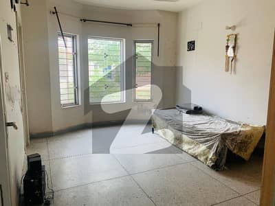 A 1125 Square Feet Upper Portion Located In Eden Value Homes - Block A Is Available For Rent