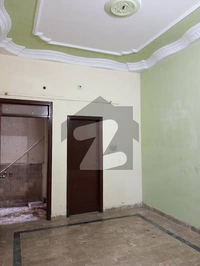 Ground Floor 120 Yards Portion For Rent In Metrovil 3 Block 1