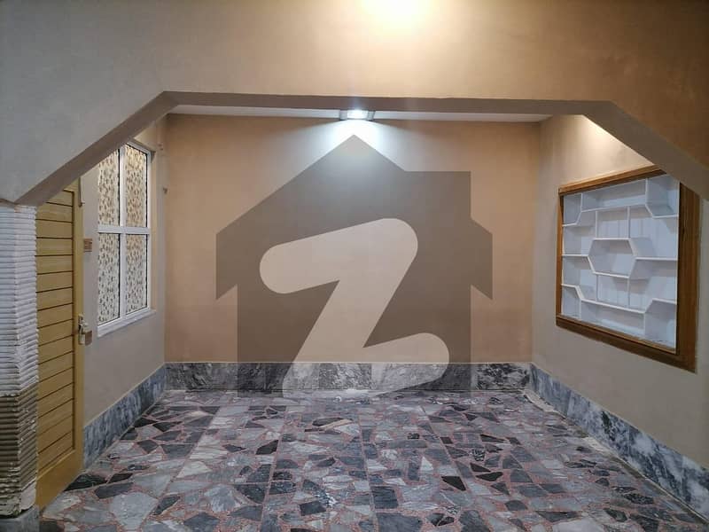 Affordable House For sale In Faqeerabad Road