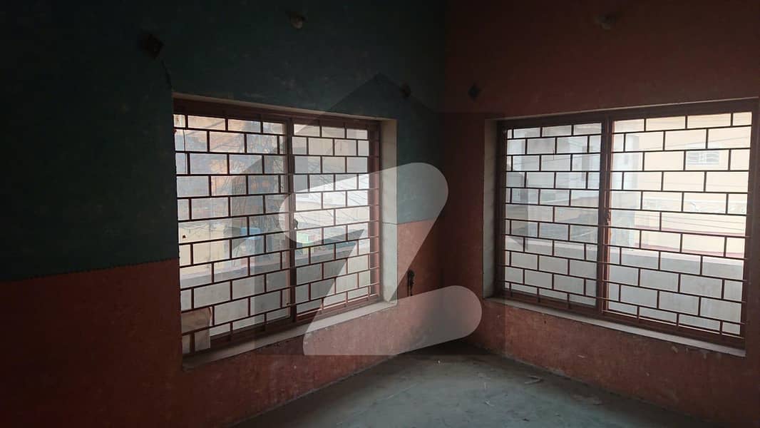 ممتاز کالونی راولپنڈی میں 4 کمروں کا 5 مرلہ مکان 1.4 کروڑ میں برائے فروخت۔