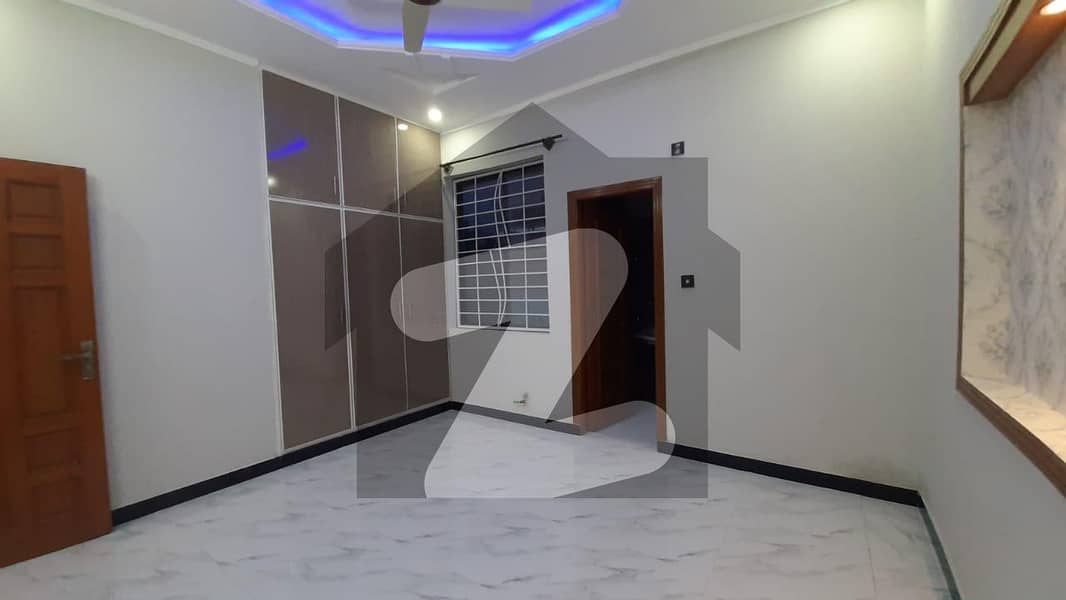 Get Your Hands On House In Banaras Colony Best Area Get Your Hands On House In Banaras Colony Best Area