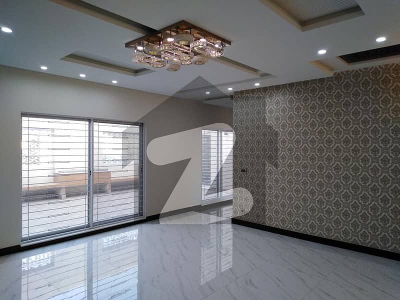 House Of 9000 Square Feet Is Available For Rent In Gulberg 1, Lahore