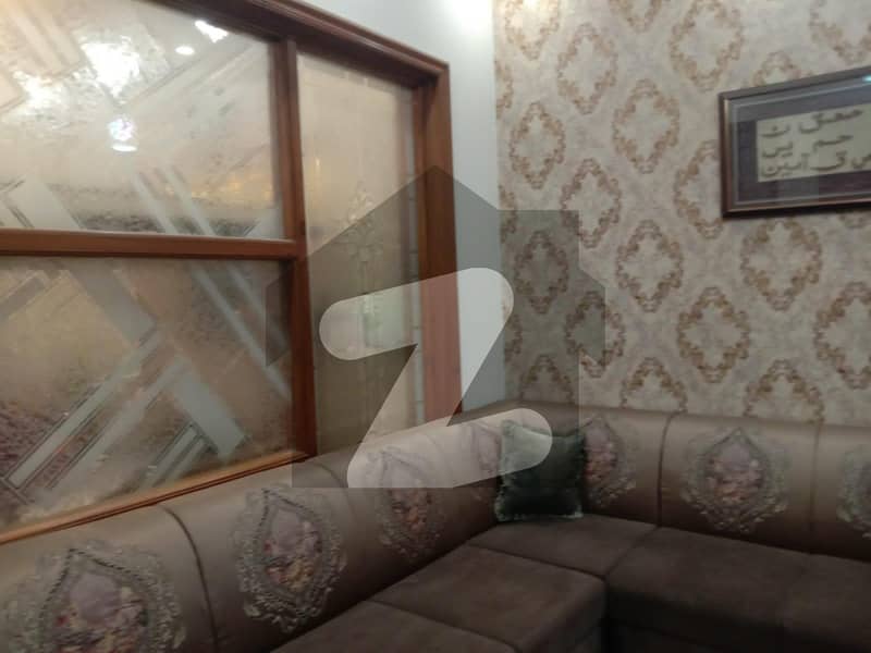 Upper Portion Of 12 Marla Available For rent In Khayaban Colony 2