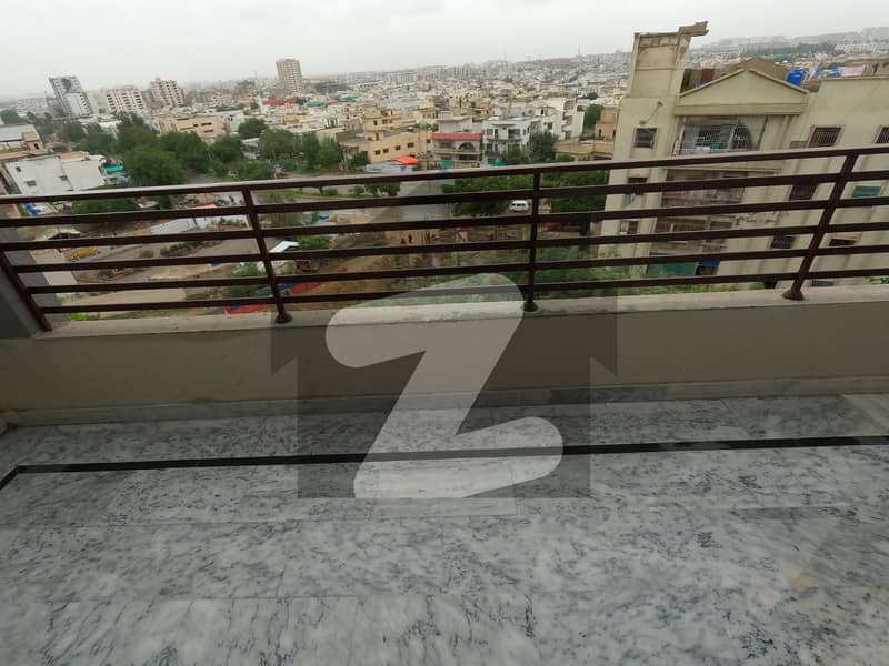 گلستانِِ جوہر ۔ بلاک 3 گلستانِ جوہر کراچی میں 9 کمروں کا 1.63 کنال مکان 9 کروڑ میں برائے فروخت۔