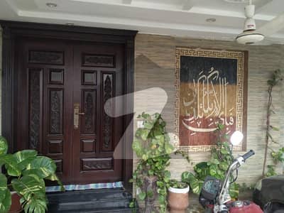 بحریہ آرچرڈ فیز 2 بحریہ آرچرڈ لاہور میں 3 کمروں کا 5 مرلہ مکان 45 ہزار میں کرایہ پر دستیاب ہے۔