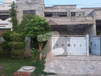 2250 Square Feet Upper Portion For Grabs In Bzu Road