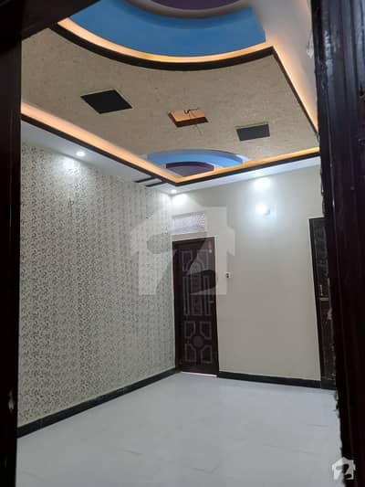 Hussainabad Flat For Sale Sized 540 Square Feet