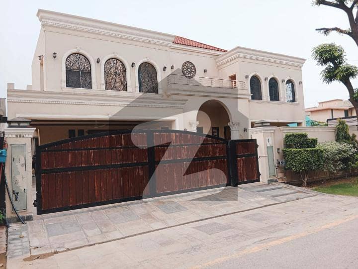 2 Kanal Fully Furnished Full Basement Bungalow With Swimming Pool And Home Cinema At Dha Lahore