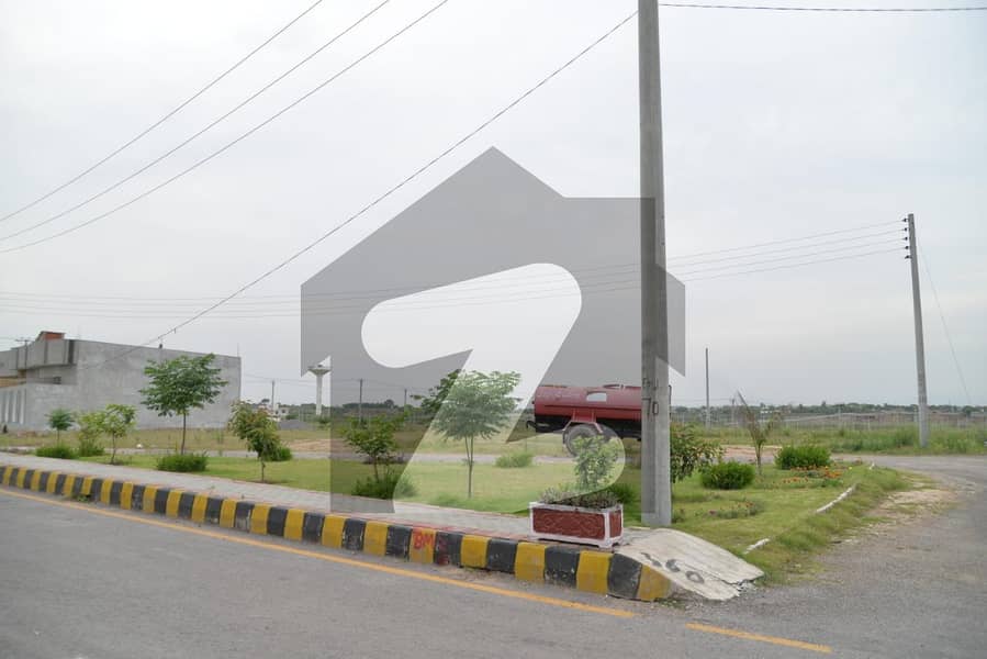 1 Marla Commercial Plot For Sale On Defence Road