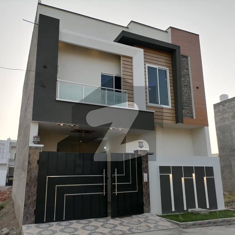 5 Marla House Available For sale In Jeewan City - Phase 5