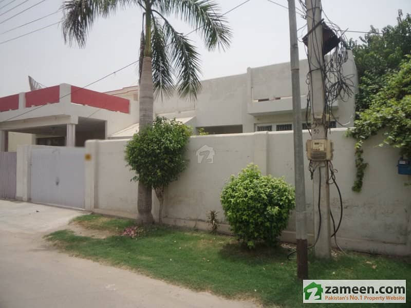 Double Storey House Available For Rent