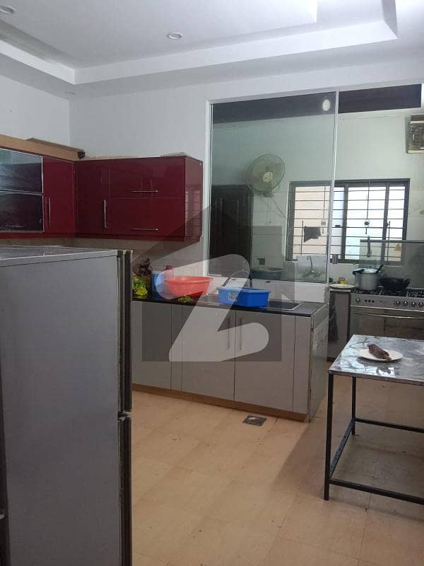 10 Marla House for Rent in DHA phase 8 Ex Air Avenue