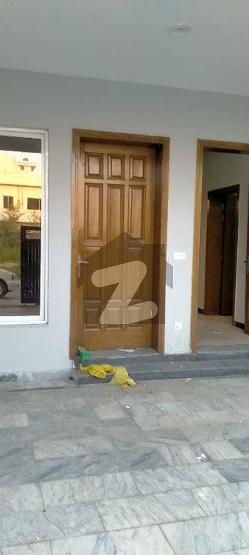 House In D-17 For Sale