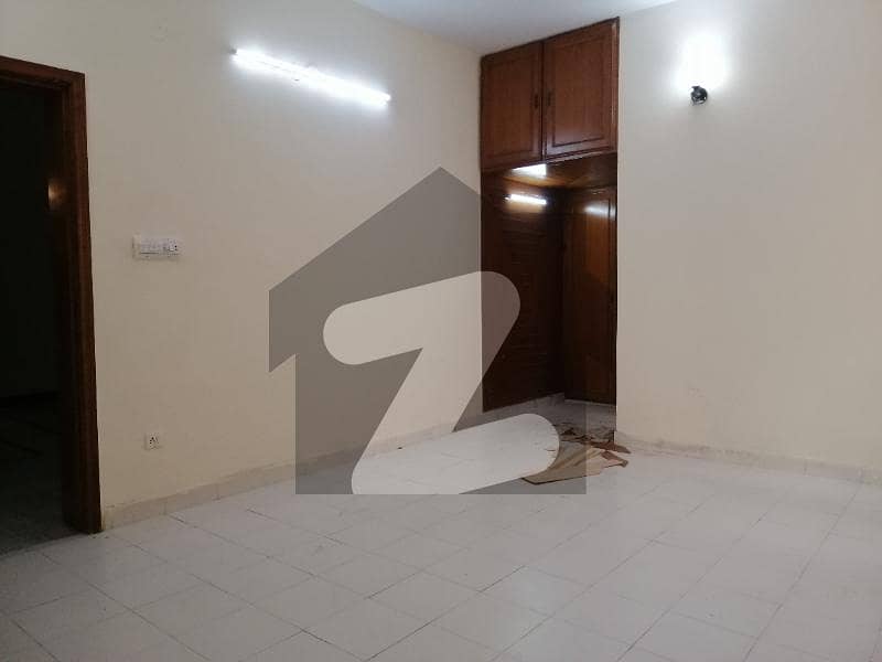 Renovated Single Storey House For Rent Model Town, Lahore ID40074463