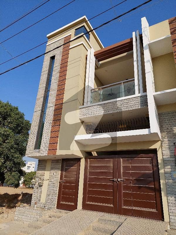 گارڈن سٹی گداپ ٹاؤن کراچی میں 5 کمروں کا 10 مرلہ مکان 2.35 کروڑ میں برائے فروخت۔