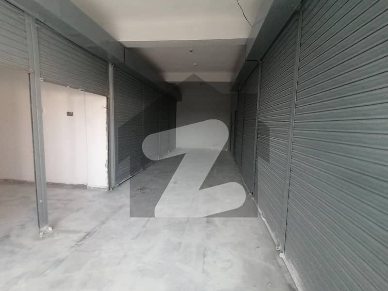2700 Square Feet Building In Stunning Gulshan-E-Iqbal Is Available For Sale