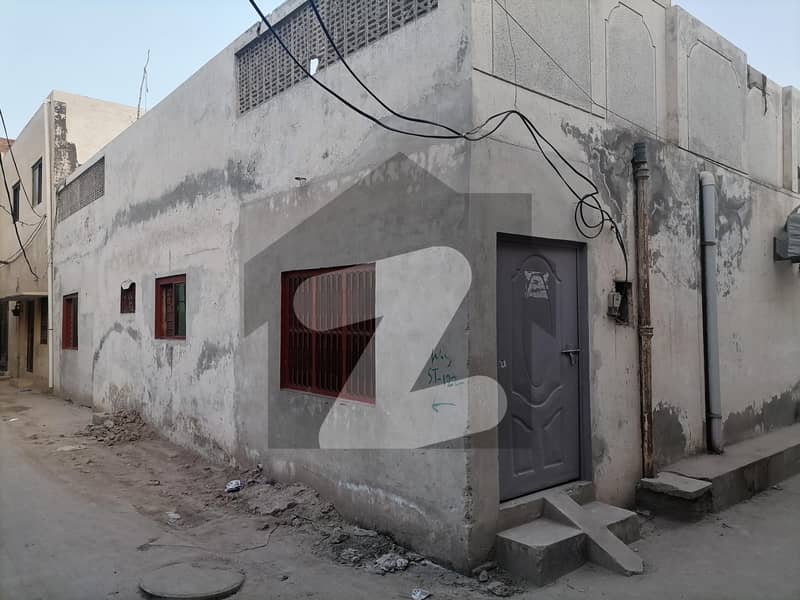 House In Gulistan Colony For sale