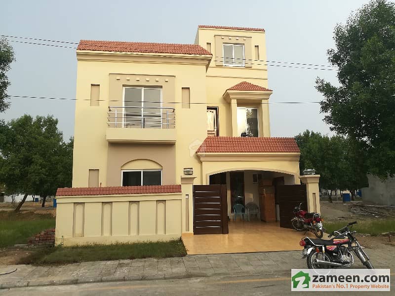 5 Marla Luxurious Brand New House For Sale In Bahria Orchard