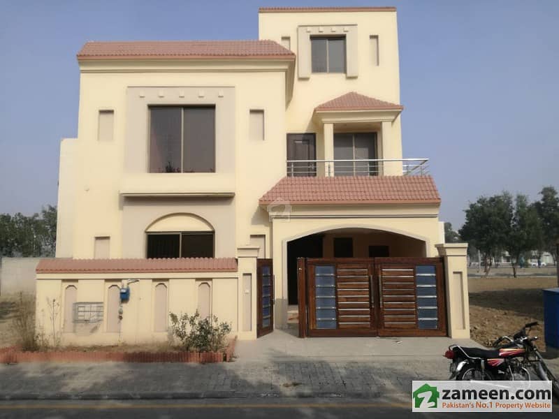 5 Marla Luxurious Brand New House For Sale In Bahria Orchard