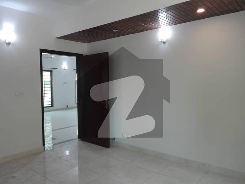 5 Marla House In Lahore Is Available For rent