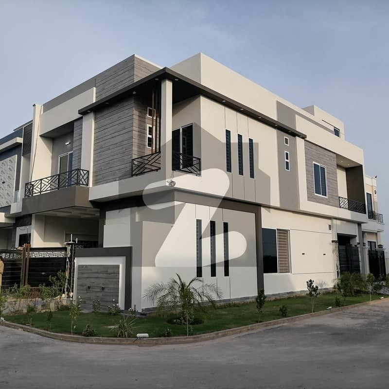 House In Jeewan City - Phase 5 Sized 6 Marla Is Available