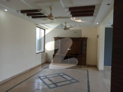 500 Sq Yard Upper Portion Available For Rent With Servant Room Margalla Facing E 11 1