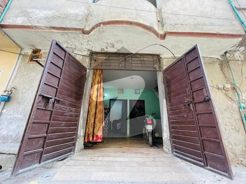 2 Marla Double Storey House For Sale In Manzoor Colony Near Taj Bagh