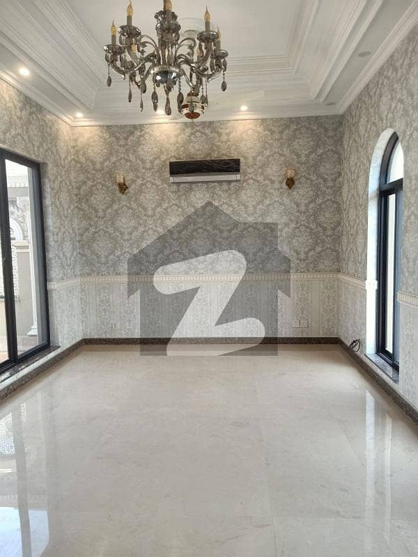 Prime Location 10 Marla House For Rent In Dha Phase 4