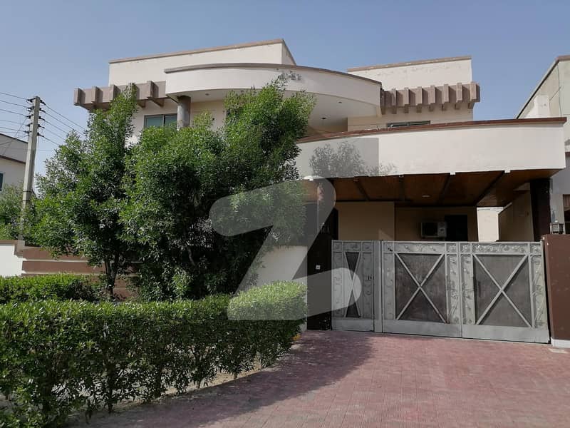 1 Kanal House Available For Sale In Tech Town (tnt Colony), Faisalabad