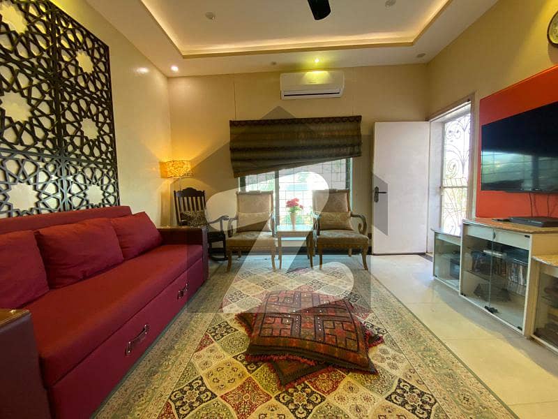 ڈی ایچ اے فیز 5 ڈیفنس (ڈی ایچ اے) لاہور میں 4 کمروں کا 10 مرلہ مکان 1.55 لاکھ میں کرایہ پر دستیاب ہے۔