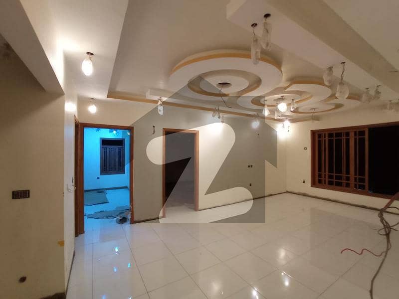 گلستانِِ جوہر ۔ بلاک 1 گلستانِ جوہر کراچی میں 8 کمروں کا 16 مرلہ مکان 7.5 کروڑ میں برائے فروخت۔