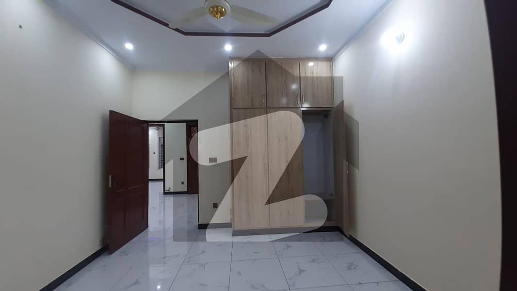 10 Marla House available for sale in Gulraiz Housing Scheme, Gulraiz Housing Scheme