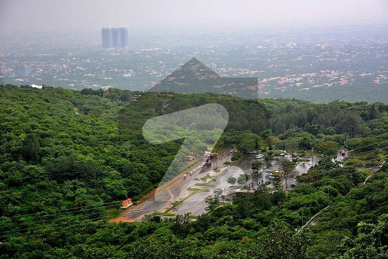 5 marla plot in Green City Islamabad on instalments