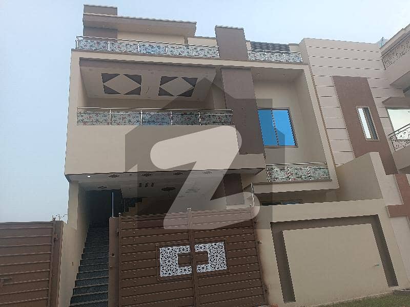 Gulbarg Town 6 Marla House For Sale  In Dg Khan