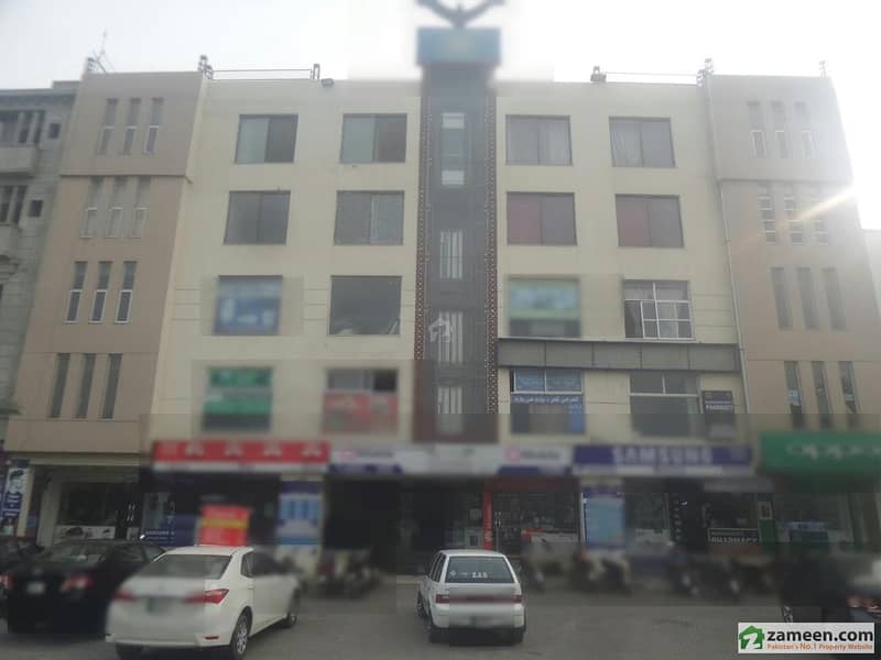 Flat Is Available For Rent In Bahria Town - Sector B