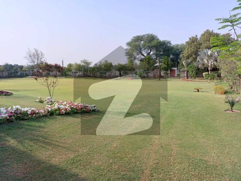 گرین ایکڑز ہاؤسنگ سوسائٹی لاہور میں 6 کمروں کا 4 کنال فارم ہاؤس 2.5 لاکھ میں کرایہ پر دستیاب ہے۔