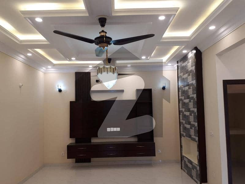 5 Marla House Available For Rent In Sector D Bahria Town