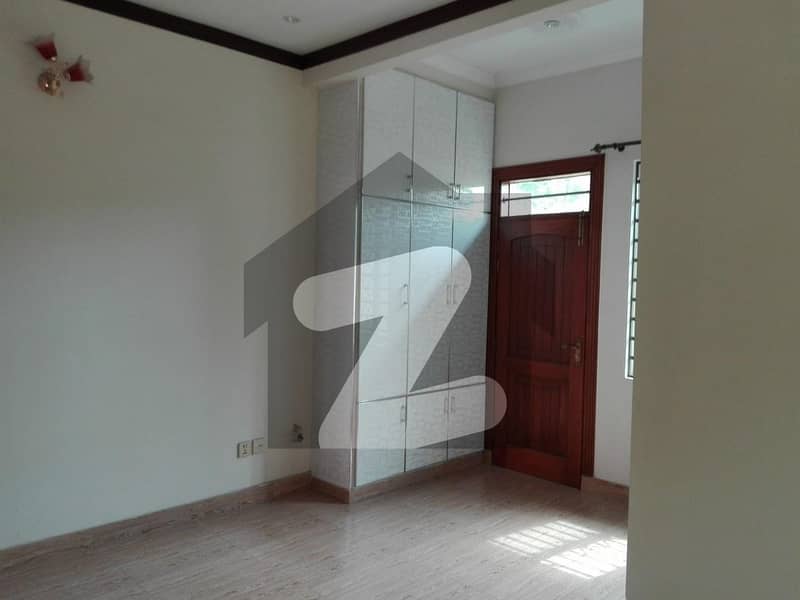 A 5 Marla House Located In Bahria Town Phase 8 - Rafi Block Is Available For rent