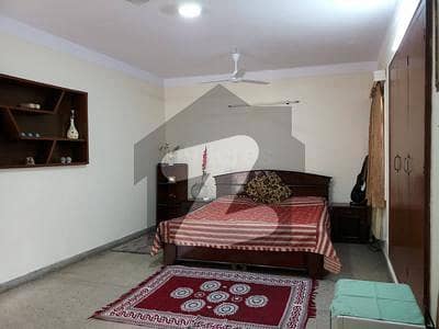 Room Of 1280 Square Feet Is Available For Rent In Sher Shah Colony - Block C, Lahore