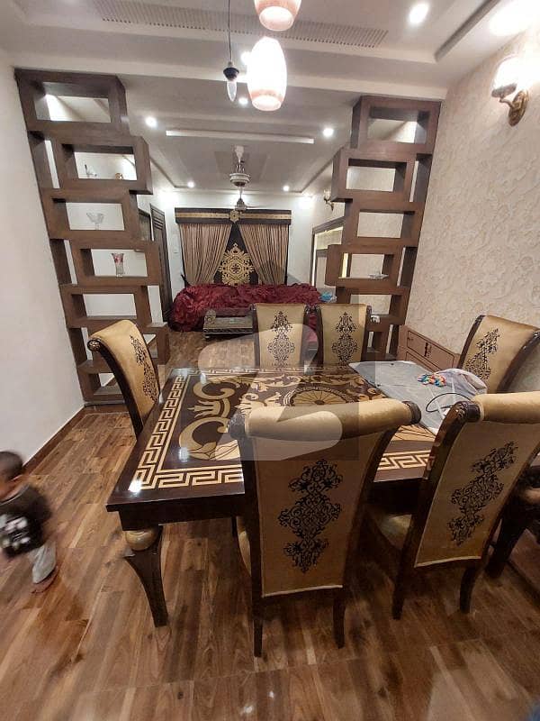 آرکیٹیکٹس انجنیئرز ہاؤسنگ سوسائٹی لاہور میں 5 کمروں کا 10 مرلہ مکان 2.99 کروڑ میں برائے فروخت۔