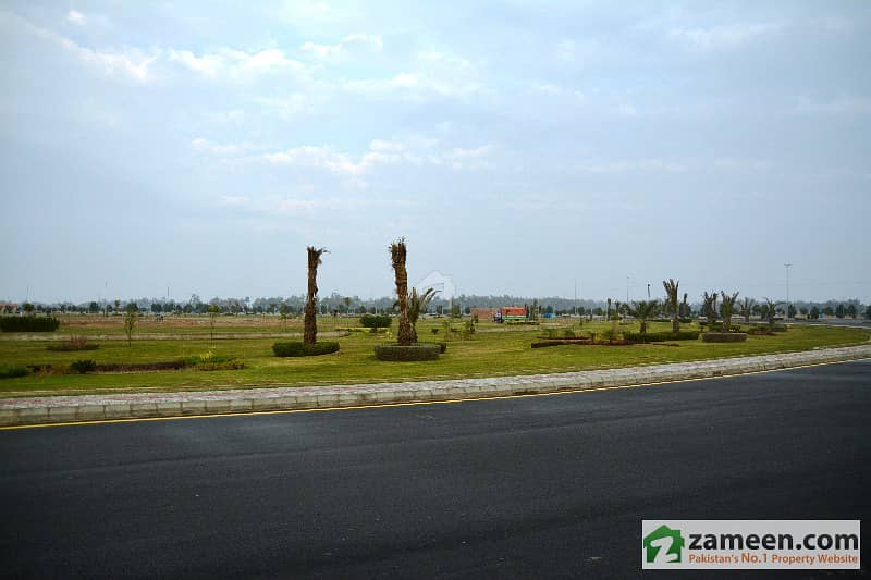 Residential Plot No. 929 For Sale - Central Block - Bahria Orchard