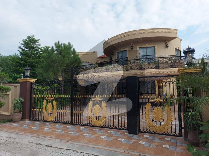 Luxurious Designer 2.55 Kanal Brand New House For Sale In Bahria Town Lahore