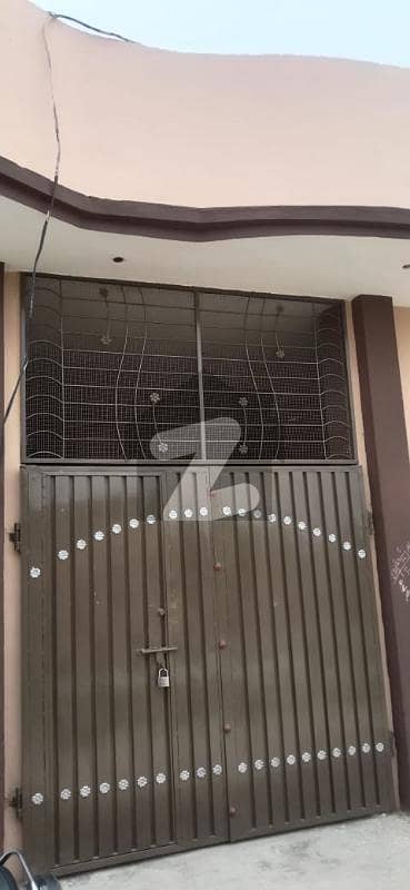900 Square Feet House For Sale In Rs. 2,350,000 Only