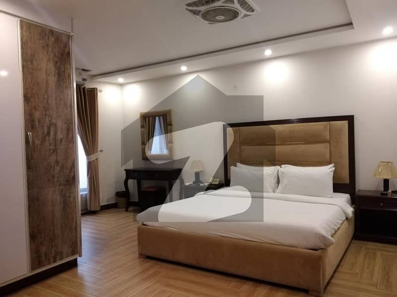 8 Marla Flat For rent In Gulberg 3 8 Marla Flat For rent In Gulberg 3