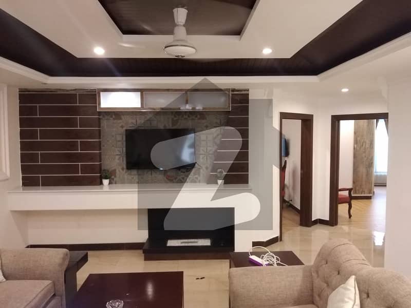 10 Marla Flat For rent In The Perfect Location Of Airport Road