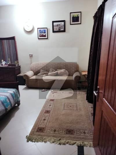 او پی ایف ہاؤسنگ سکیم لاہور میں 7 کمروں کا 18 مرلہ مکان 4 کروڑ میں برائے فروخت۔